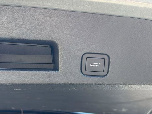 Certified 2025 GMC Acadia Elevation image 19