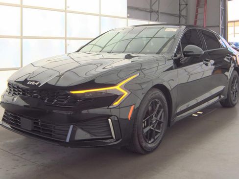 Used 2025 Kia K5 LXS FWD image 1