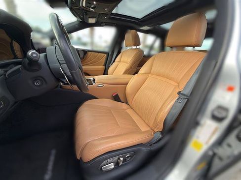 Used 2024 Lexus LS 500 w/ Interior Upgrade Package RWD image 8