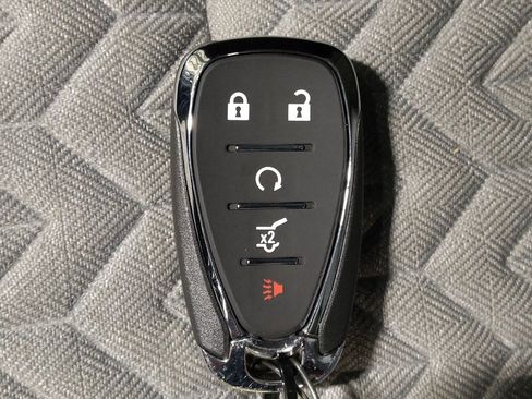 Used 2022 Chevrolet Equinox LT w/ Driver Convenience Package FWD image 32