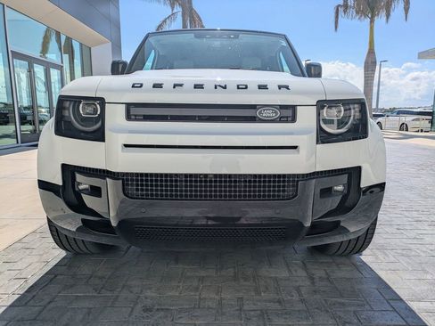 New 2026 Land Rover Defender 110 X-Dynamic SE AWD/4WD image 10