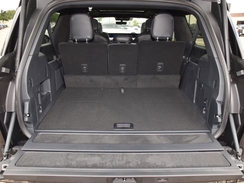 New 2026 Lincoln Navigator L Black Label AWD/4WD image 40