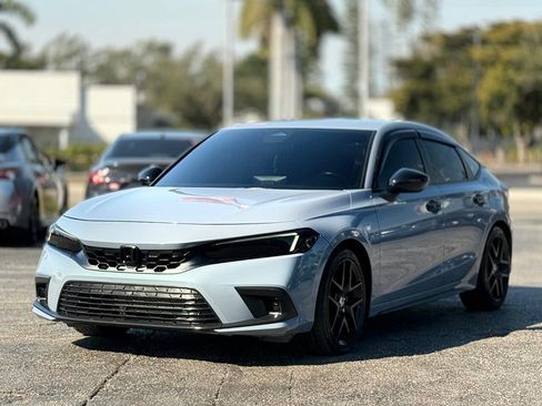 Used 2024 Honda Civic Sport image 1