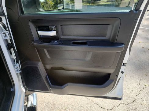 Used 2019 RAM 3500 Tradesman image 36