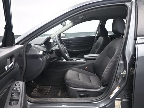 Used 2020 Nissan Altima 2.5 S FWD image 22