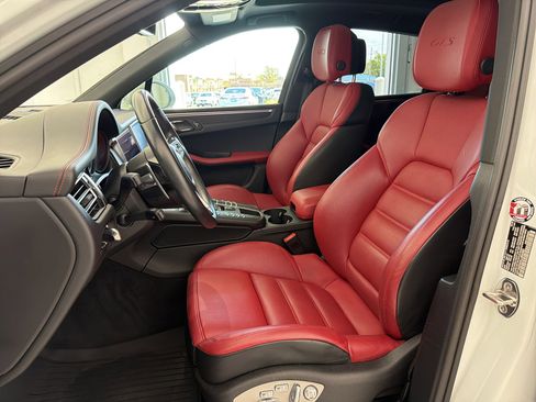 Used 2020 Porsche Macan GTS AWD/4WD image 5