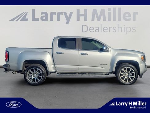 Used 2018 GMC Canyon Denali image 6