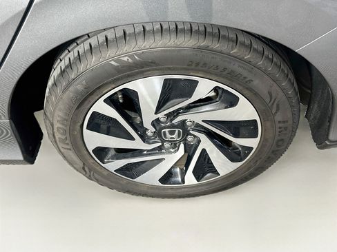 Used 2019 Honda Civic LX image 11