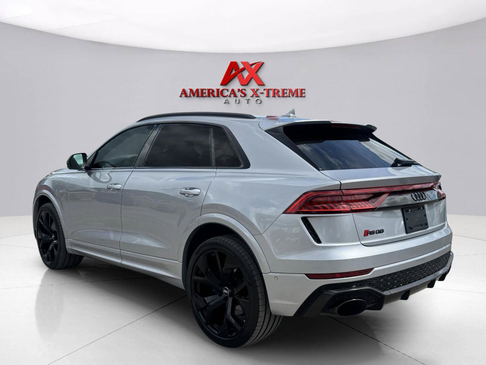 Used 2021 Audi RS Q8 w/ Carbon Optic Package AWD/4WD image 4