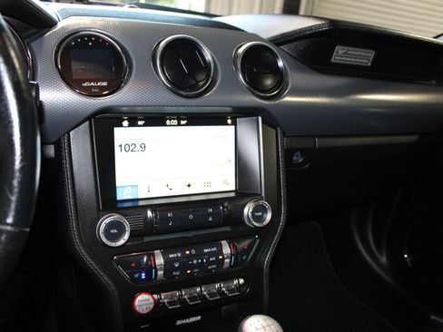 Used 2016 Ford Mustang GT Premium w/ Equipment Group 401A RWD image 15