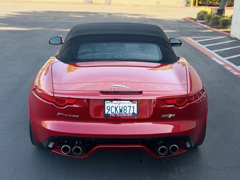 Used 2016 Jaguar F-TYPE R image 31