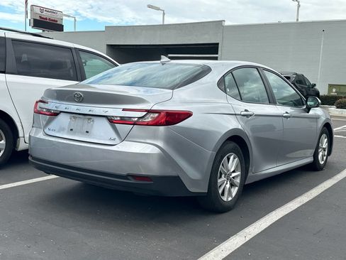 Used 2025 Toyota Camry LE FWD image 3