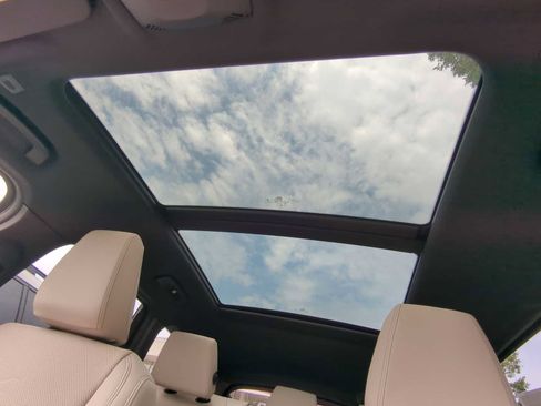 Used 2025 BMW X1 xDrive28i w/ Convenience Package image 19