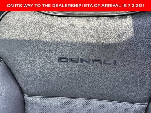 Used 2021 GMC Yukon Denali w/ Denali Premium Package AWD/4WD image 16