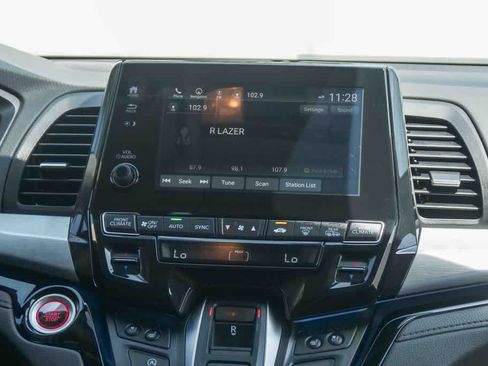 Used 2019 Honda Odyssey Elite image 13