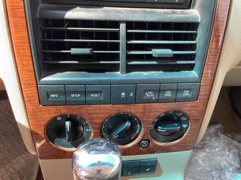 Used 2009 Ford Explorer Eddie Bauer AWD/4WD image 35