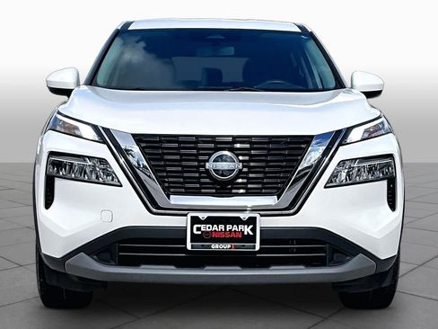 Used 2023 Nissan Rogue SV FWD image 4