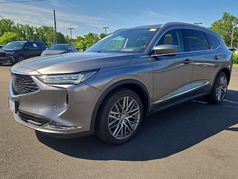 Used 2023 Acura MDX SH-AWD w/ Advance Package image 3