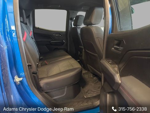 Used 2024 Chevrolet Colorado Z71 w/ Z71 Convenience Package 2 AWD/4WD image 11