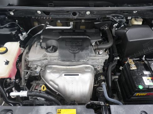 Used 2015 Toyota RAV4 LE FWD image 23
