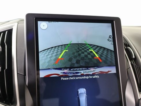 Used 2024 Ford Edge SEL image 6