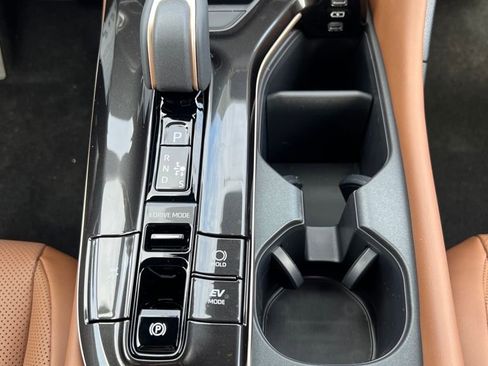 New 2026 Toyota Crown Signia image 25