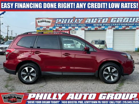 Used 2017 Subaru Forester 2.5i Premium AWD/4WD image 4