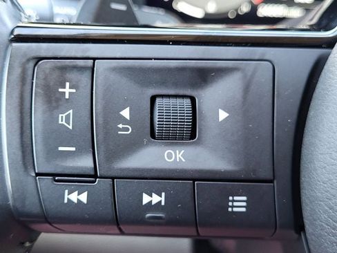 Certified 2024 Nissan Pathfinder Platinum w/ Cargo Package image 11