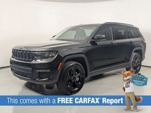 Used 2023 Jeep Grand Cherokee L Limited w/ Luxury Tech Group II RWD image 3