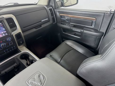 Used 2016 RAM 2500 Laramie w/ Snow Chief Group AWD/4WD image 23