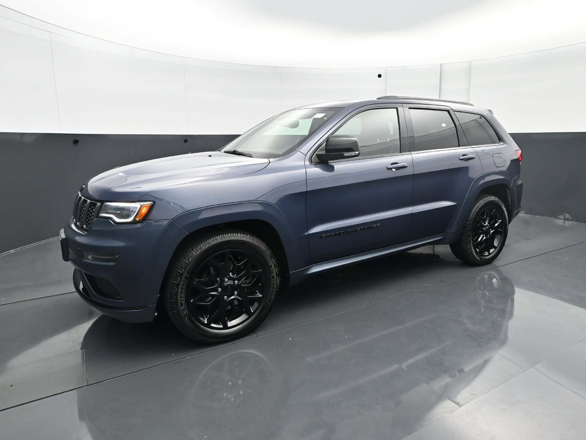 Used 2021 Jeep Grand Cherokee Limited X AWD/4WD image 2