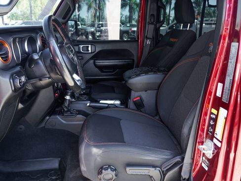 Used 2021 Jeep Gladiator Mojave image 18