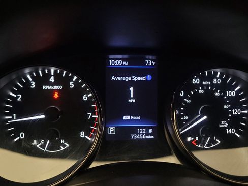 Used 2020 Nissan Rogue SV FWD image 23