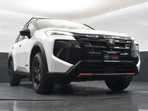 New 2026 Nissan Rogue SV w/ Rock Creek Premium Package image 38