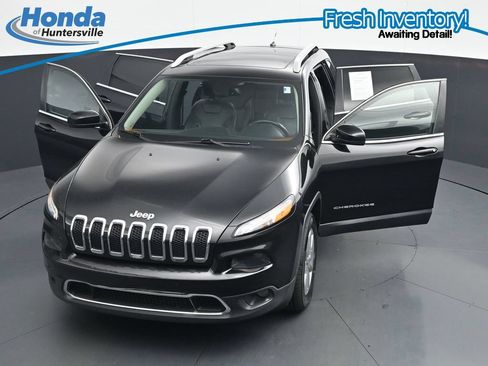 Used 2015 Jeep Cherokee Limited AWD/4WD image 37