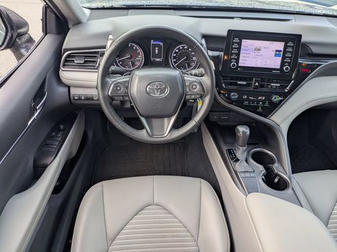 Used 2024 Toyota Camry SE FWD image 27