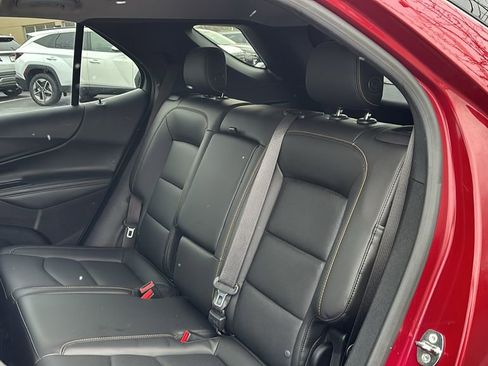 Used 2018 Chevrolet Equinox Premier image 27