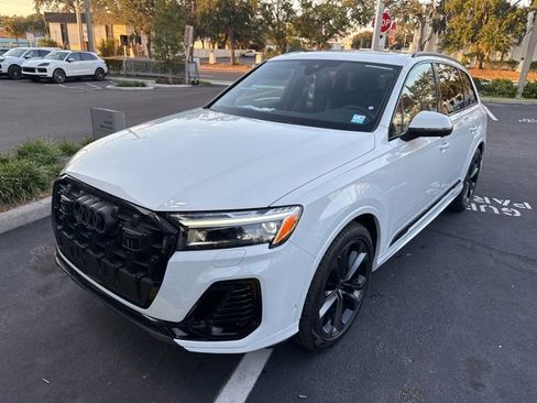 New 2026 Audi Q7 Premium Plus image 1