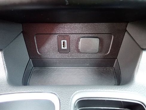 Used 2017 Ford Escape SE w/ SE Leather Comfort Package AWD/4WD image 26