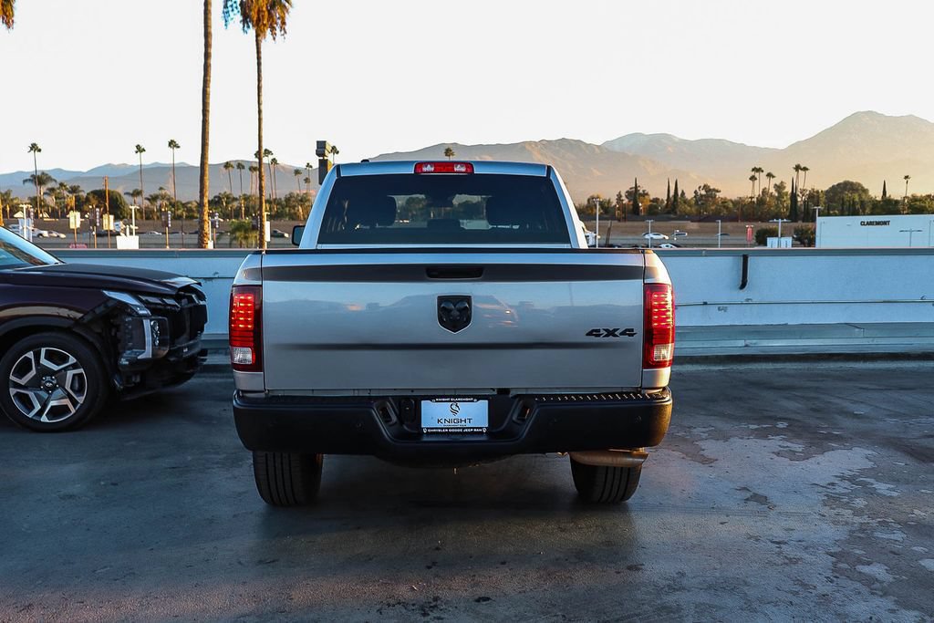 Used 2024 RAM 1500 Warlock AWD/4WD image 8