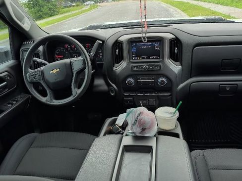 Used 2025 Chevrolet Silverado 2500 Custom RWD image 11
