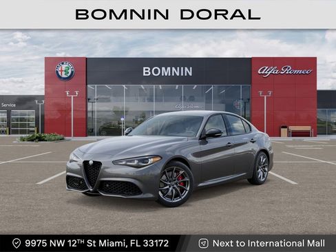 New 2025 Alfa Romeo Giulia image 1