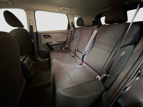 Used 2023 Nissan Rogue S AWD/4WD image 25