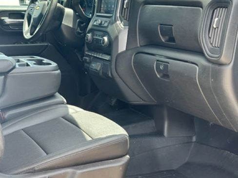 Used 2024 Chevrolet Silverado 2500 W/T w/ WT Convenience Package AWD/4WD image 18