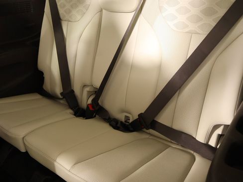 Used 2020 Hyundai Palisade Limited image 14