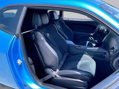 Used 2023 Dodge Challenger R/T Scat Pack RWD image 9