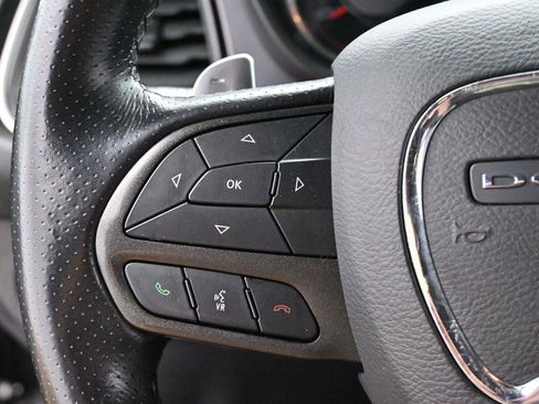 Used 2022 Dodge Challenger GT RWD image 17