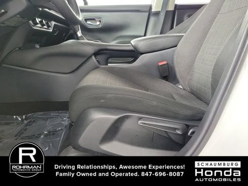 Used 2025 Honda HR-V LX image 21