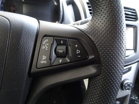 Used 2016 Chevrolet Trax LT image 19