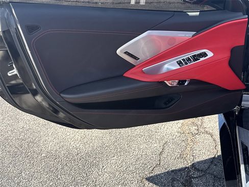 Used 2023 Chevrolet Corvette Stingray w/ Z51 Performance Package image 7